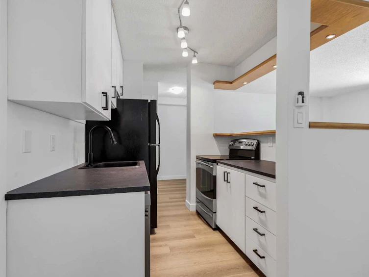 319-315 Heritage Drive SE, Calgary, AB, T2H 1N2 - 9