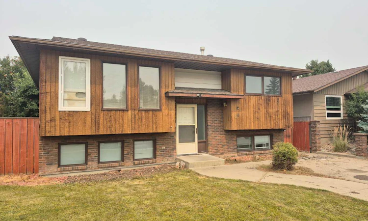 84 Eton Road W
