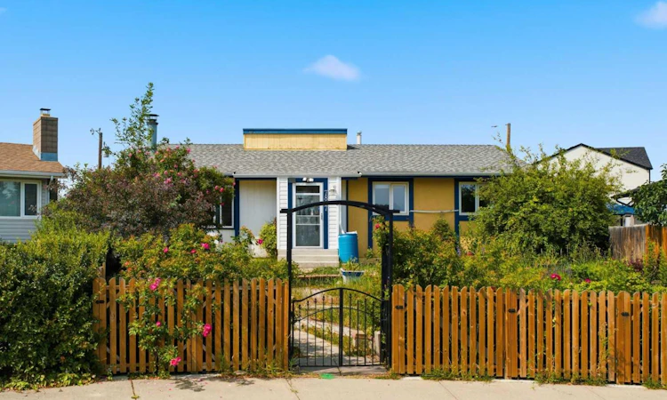 7807 Olympia Bay SE