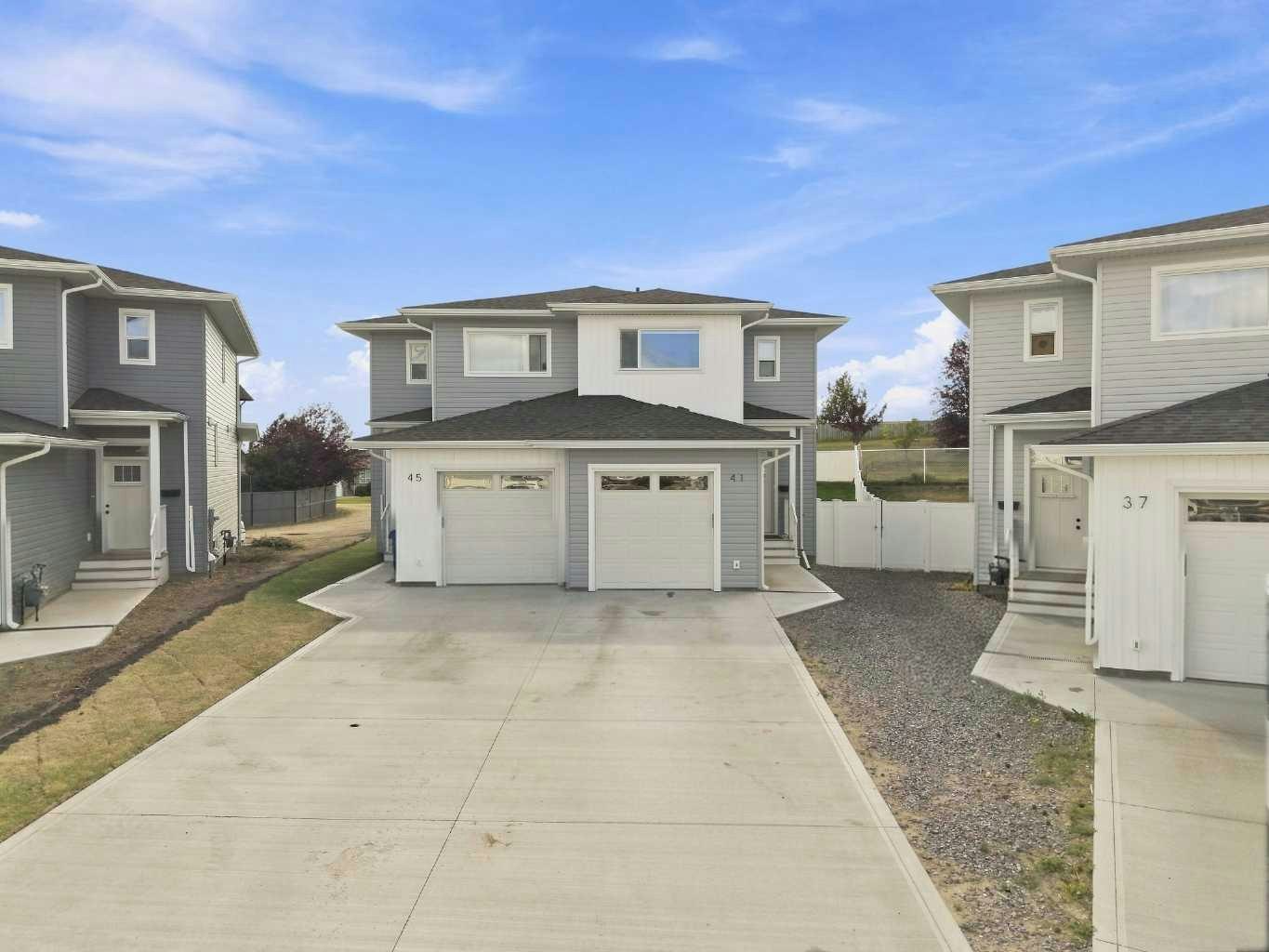41 Pinnacle Close, Blackfalds, AB, T4M 0M3