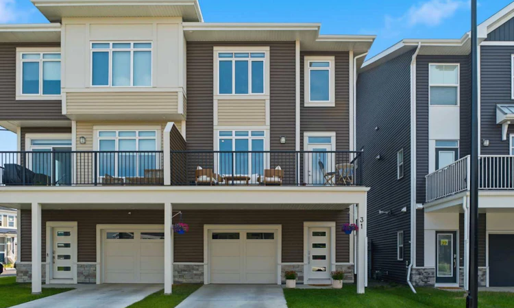 31 Seton Row SE
