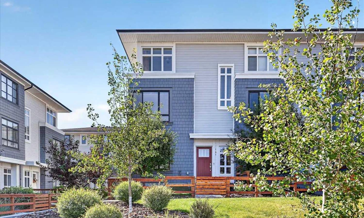 141-857 Belmont Drive SW