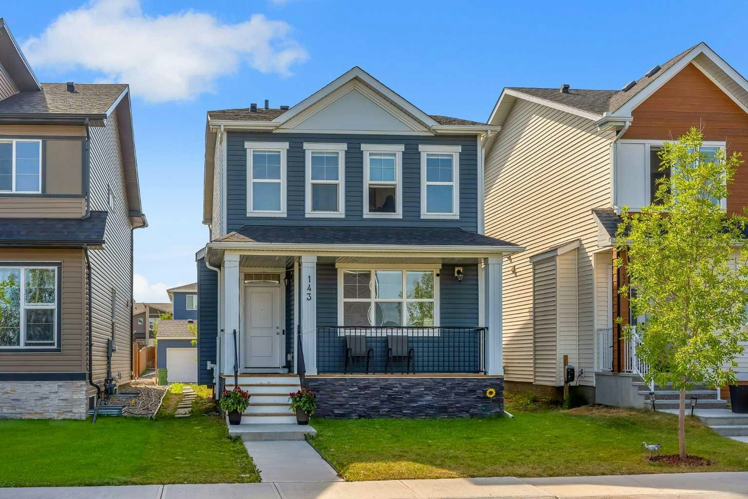 143 Dawson Harbour Hill, Chestermere, AB, T1X 2A1