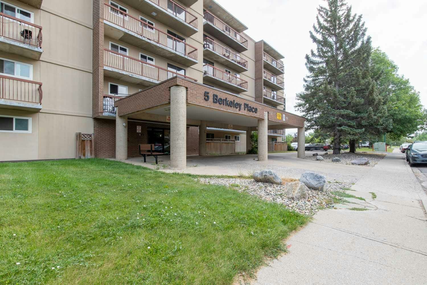 418-5 Berkeley Place W, Lethbridge, AB, T1K 5N1