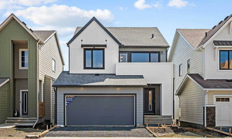 34 Wild Rose Bay SW