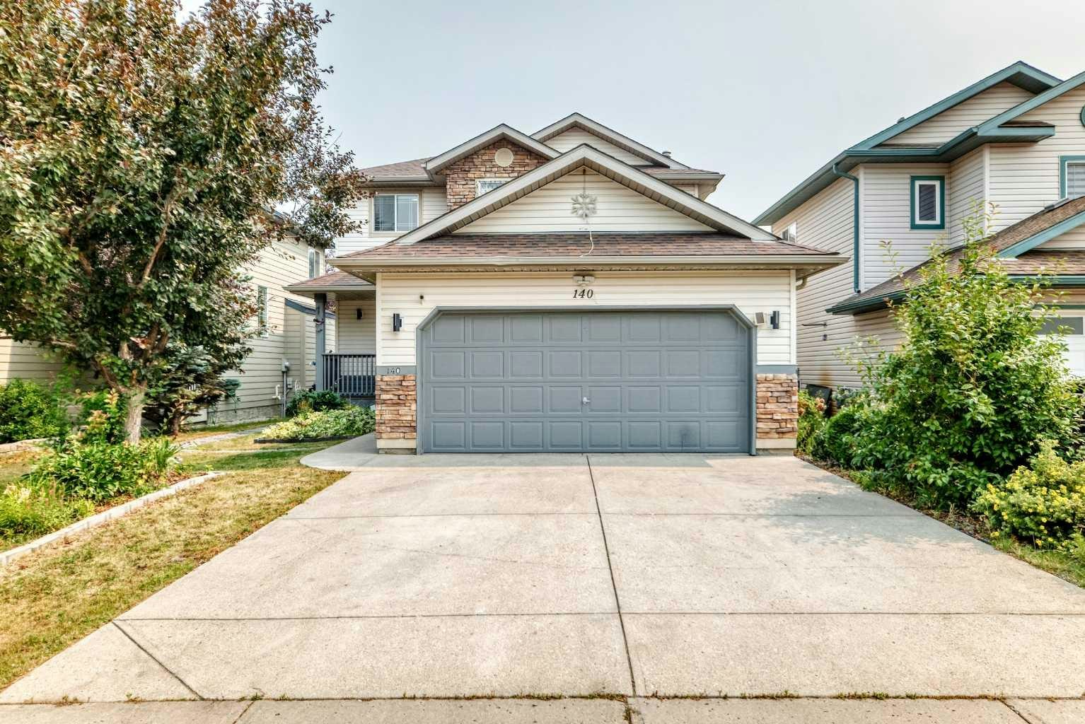 140 Fairways Drive NW, Airdrie, AB, T4B 2R8