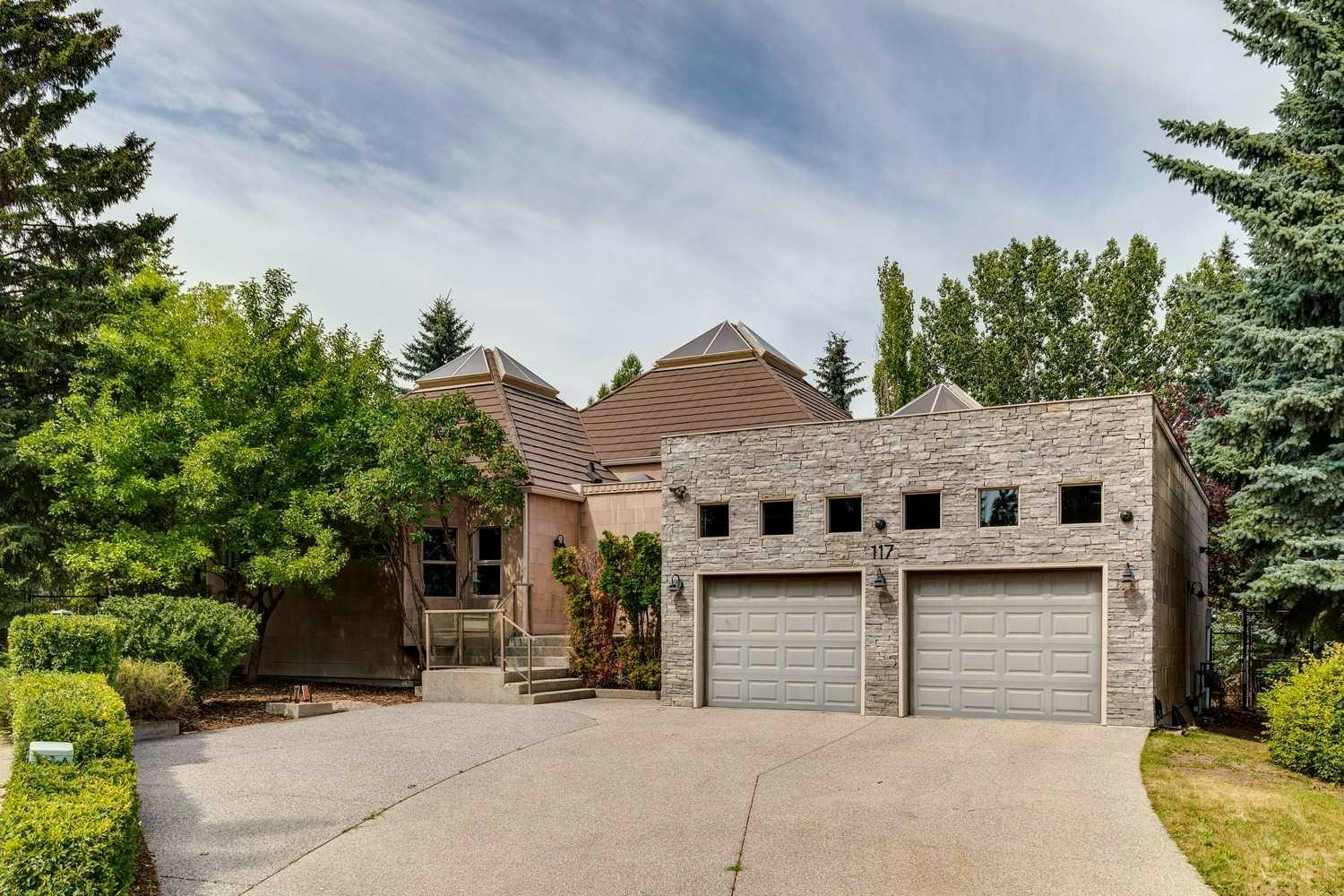 117 Patton Place SW, Calgary, AB, T2V 5E1