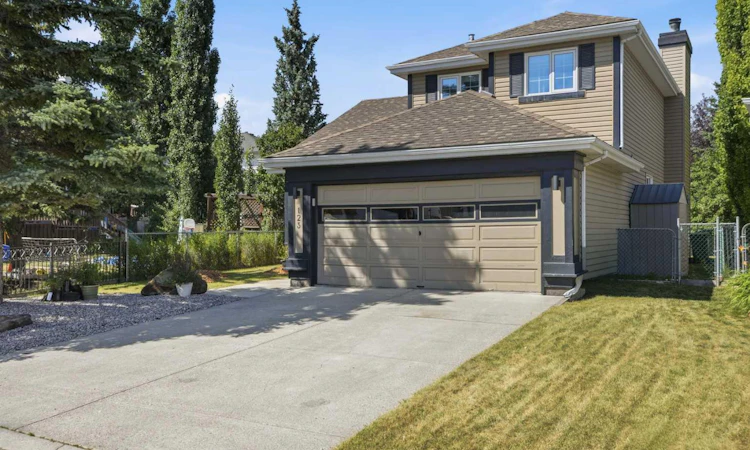 123 Schubert Hill NW