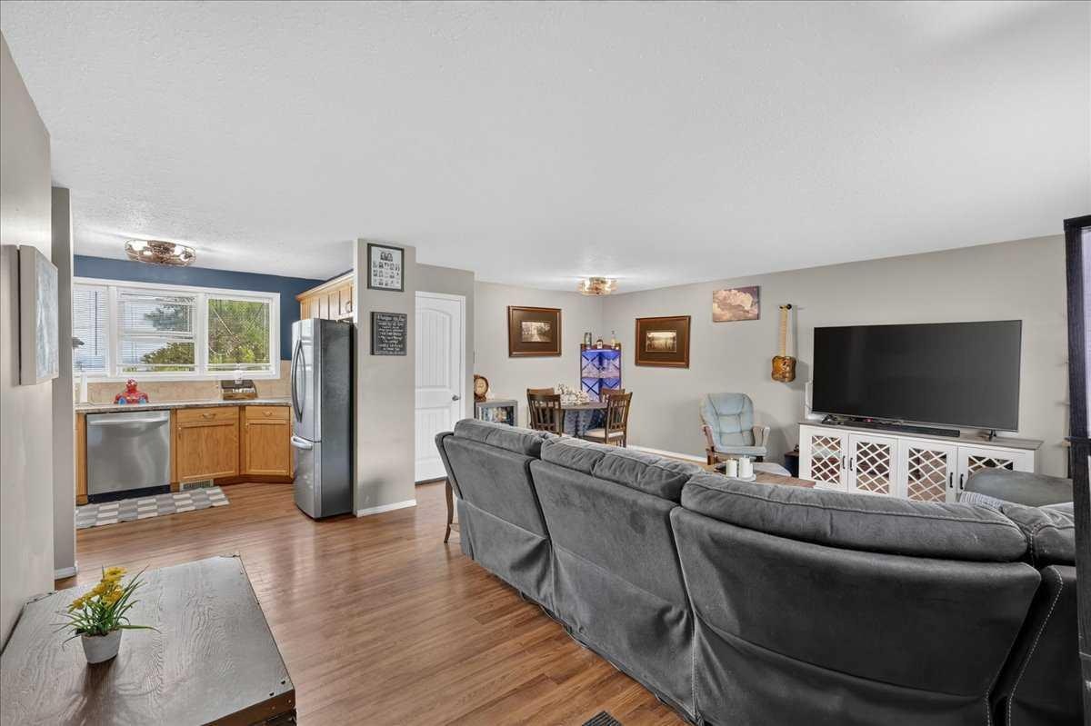 201 1 Avenue - 4