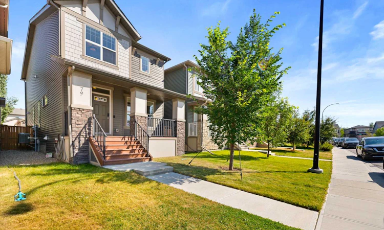 79 Legacy Glen Row SE