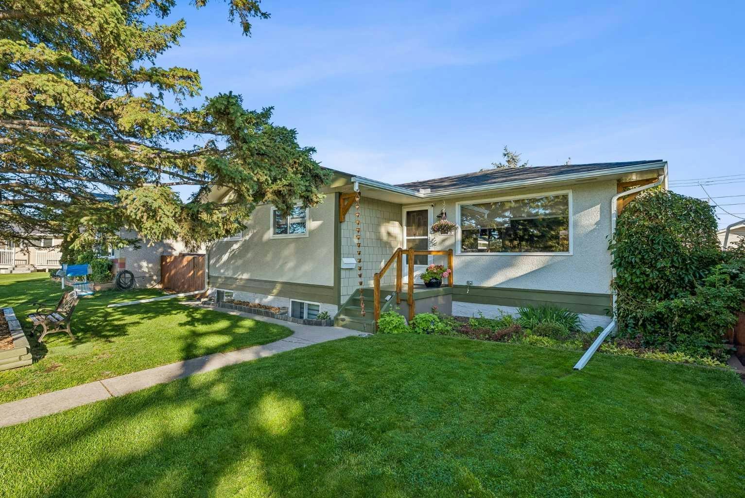 5635 Travis Crescent NE, Calgary, AB, T2K 3W1