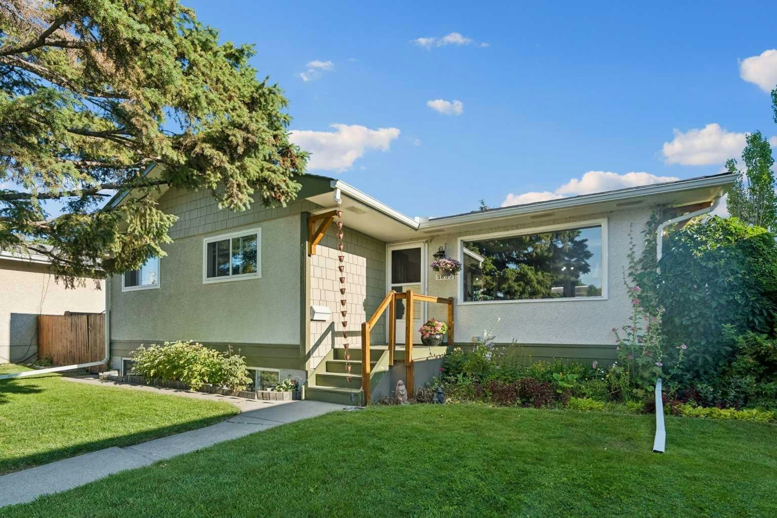 5635 Travis Crescent NE, Calgary, AB, T2K 3W1