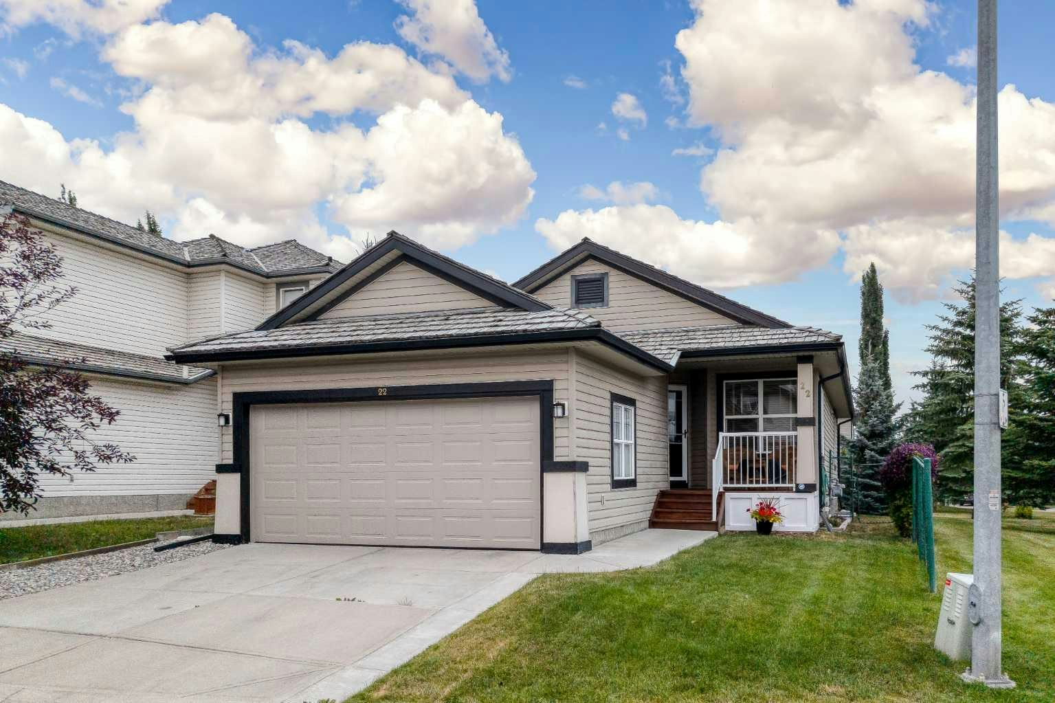 22 Glensummit Close, Cochrane, AB, T4C 2J9