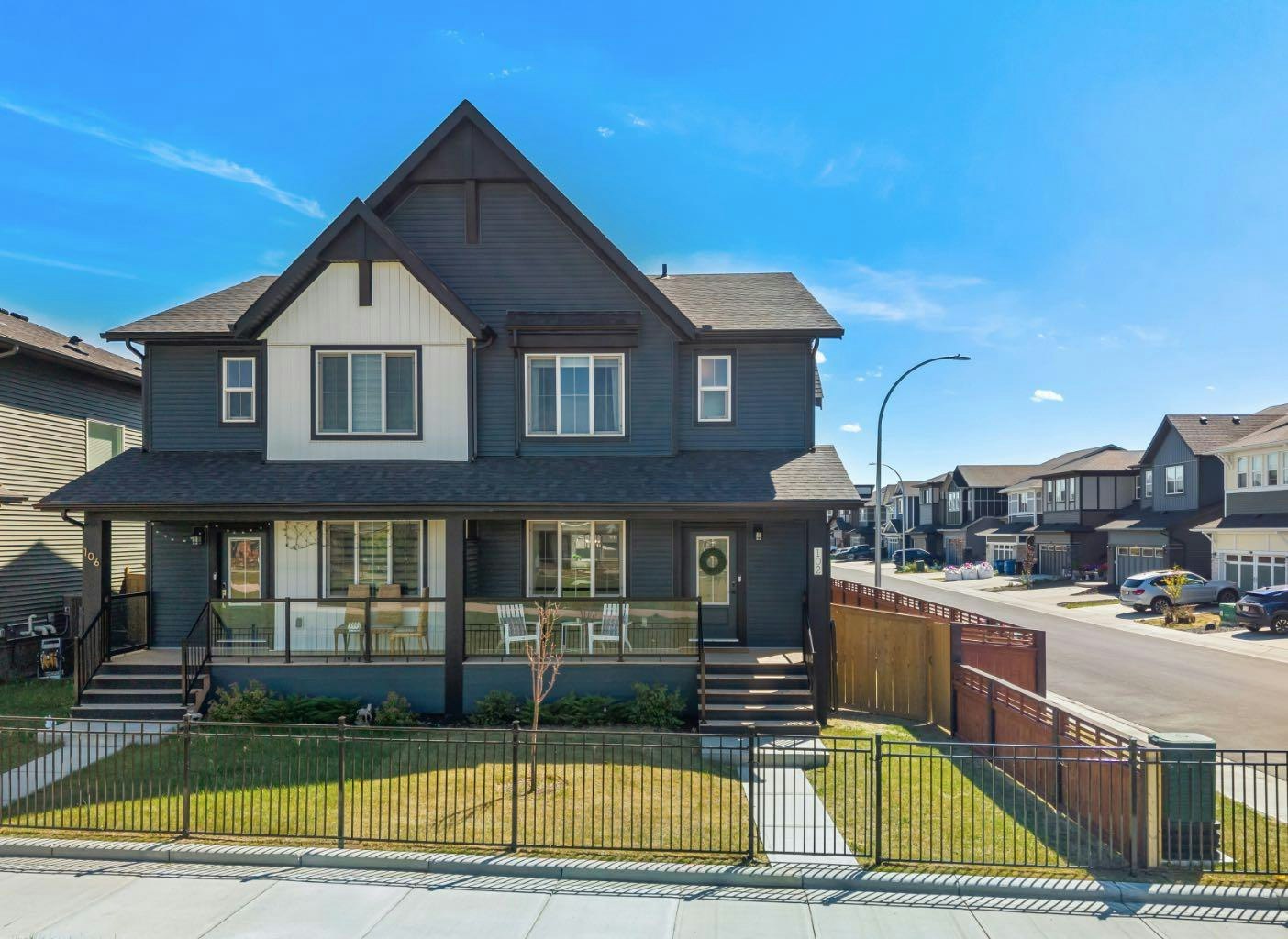 102 Midgrove SW, Airdrie, AB, T4B 5K7