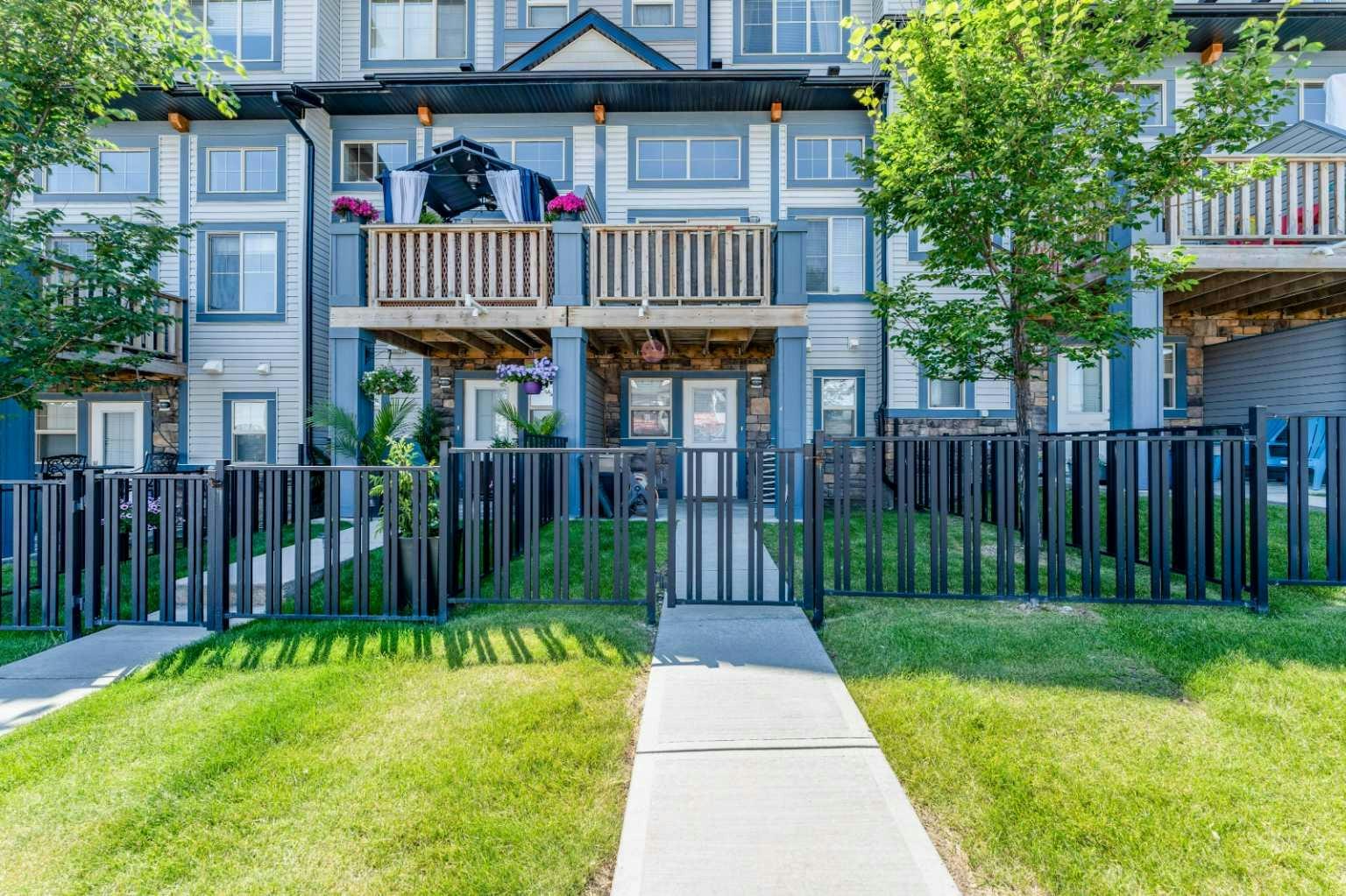 416 Sage Hill Grove NW, Calgary, AB, T3R 0Z8