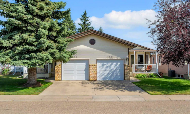 34 Woodside Close NW