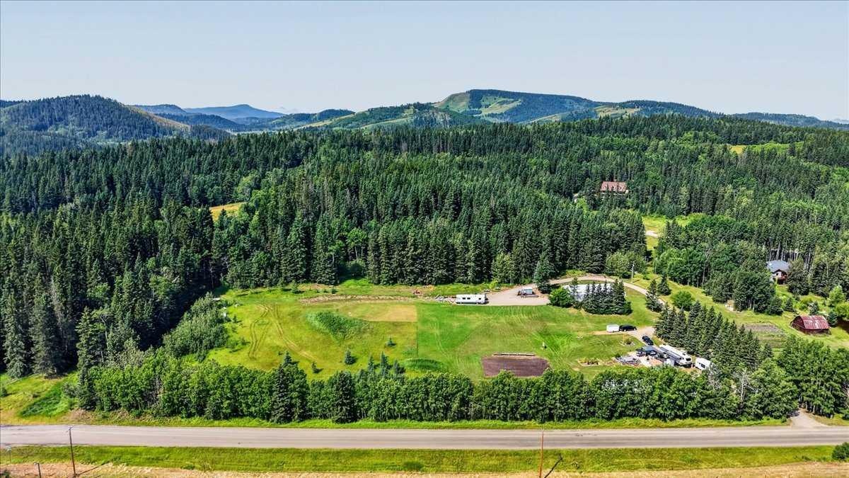 303027 352 Street W, Foothills County, AB, T0L 1K0