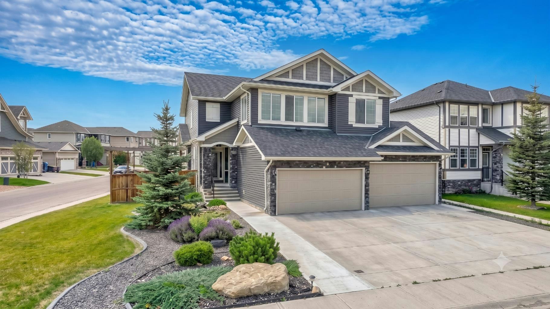 37 Rainbow Falls Boulevard, Chestermere, AB, T1X 0S9