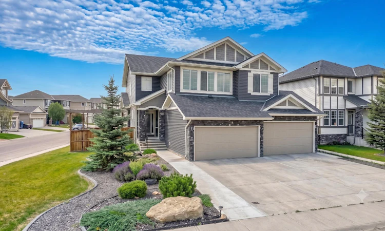37 Rainbow Falls Boulevard