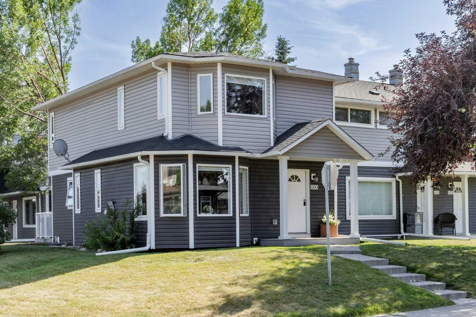 690 Regal Park NE, Calgary, AB, T2E 0S6