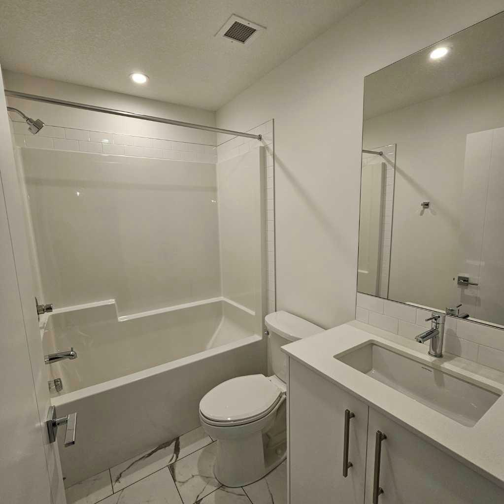 265 Wolf Willow Blvd Boulevard SE, Calgary, AB, T2X 6R2 - 2