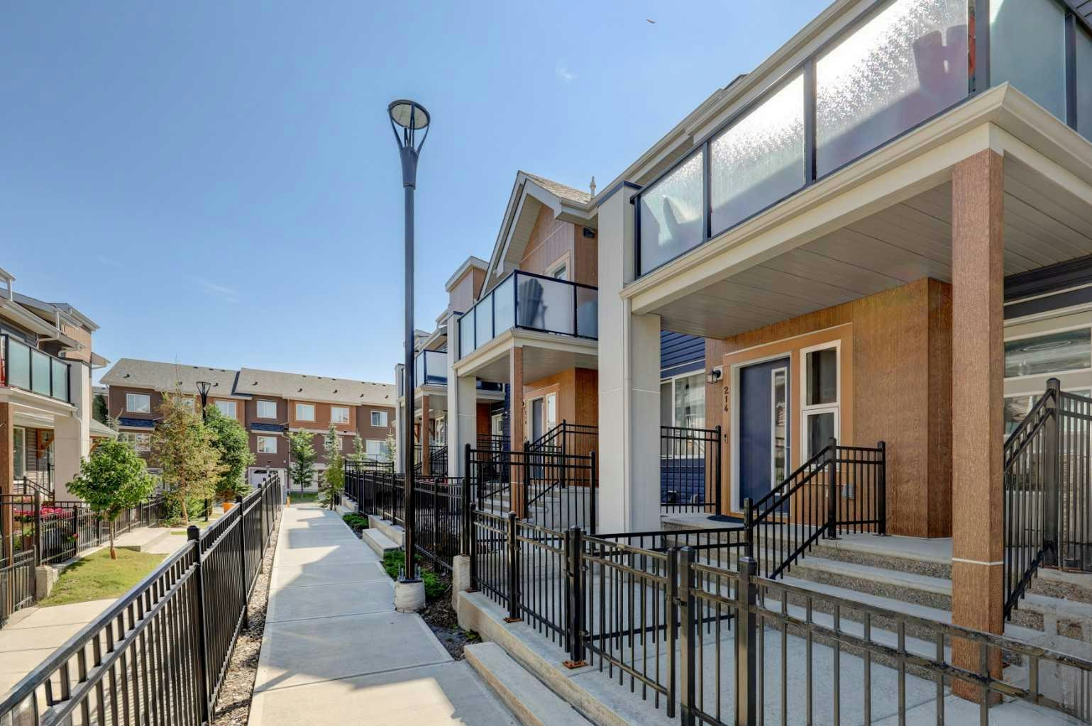 214 Livingston Common NE, Calgary, AB, T3P 1K1