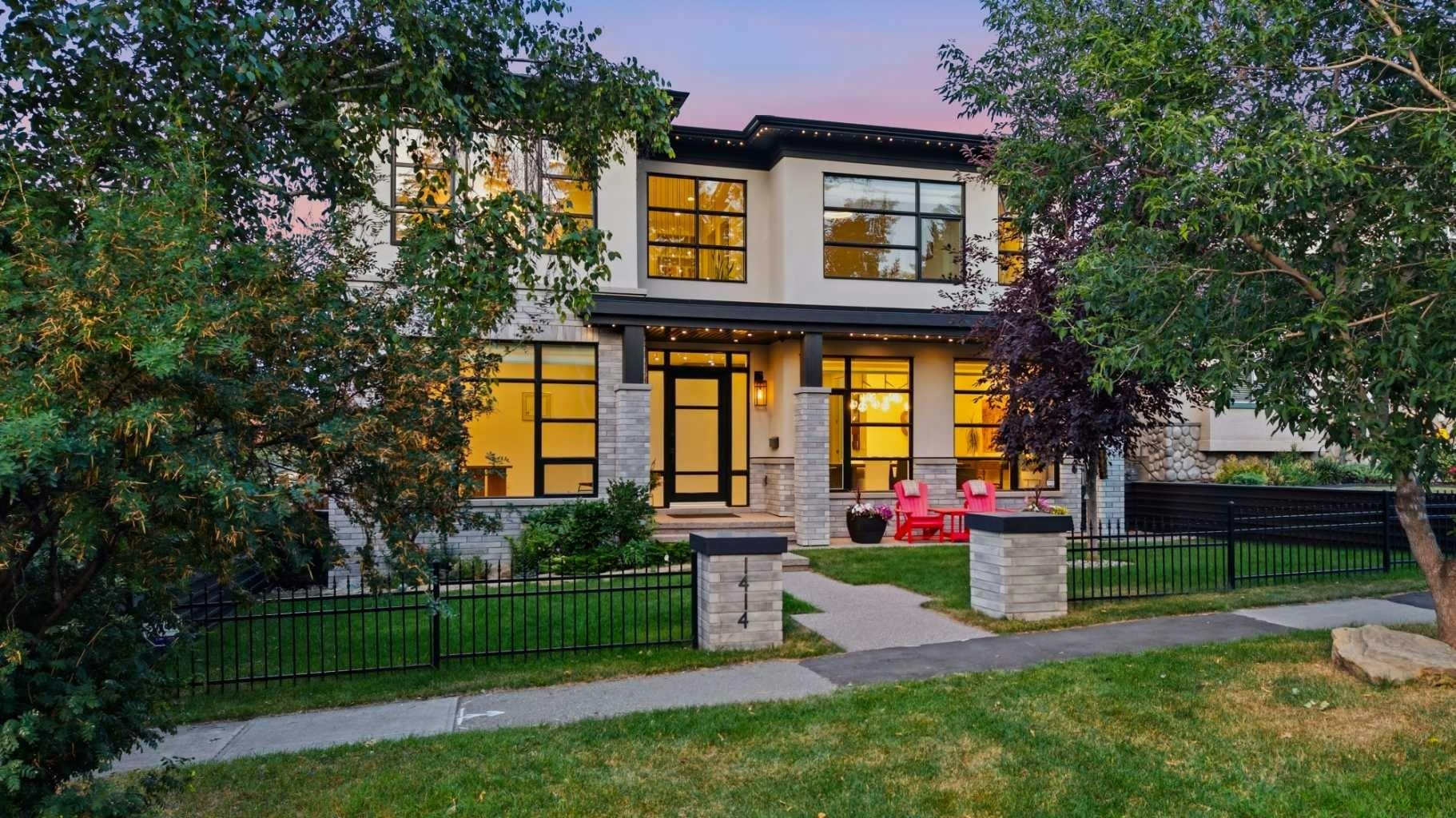 1414 Scotland Street SW, Calgary, AB, T3C 2L4