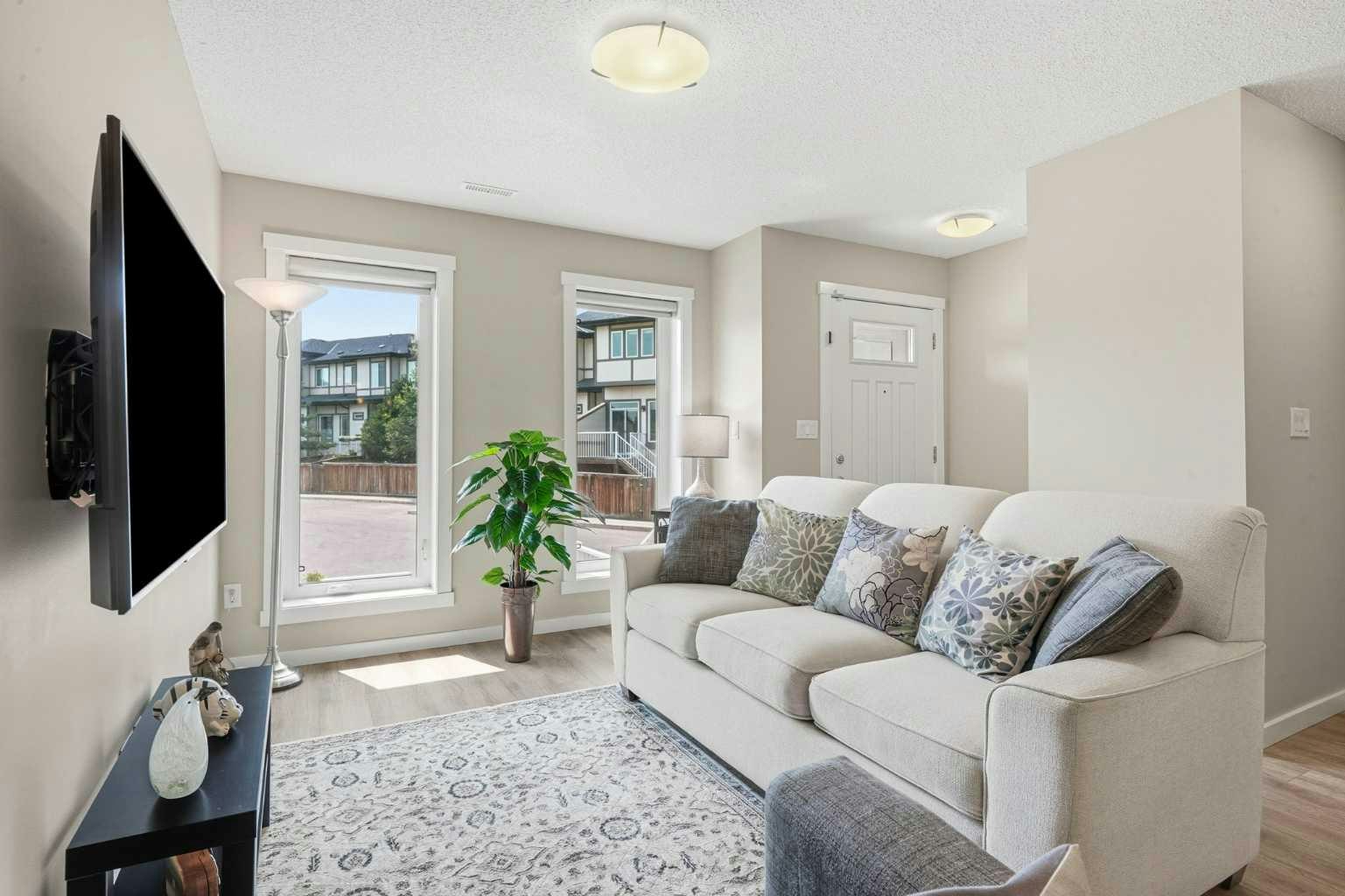 406-50 Westland Road, Okotoks, AB, T1S 2G4