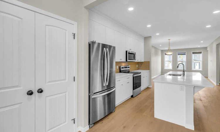 249 Aquila Drive NW