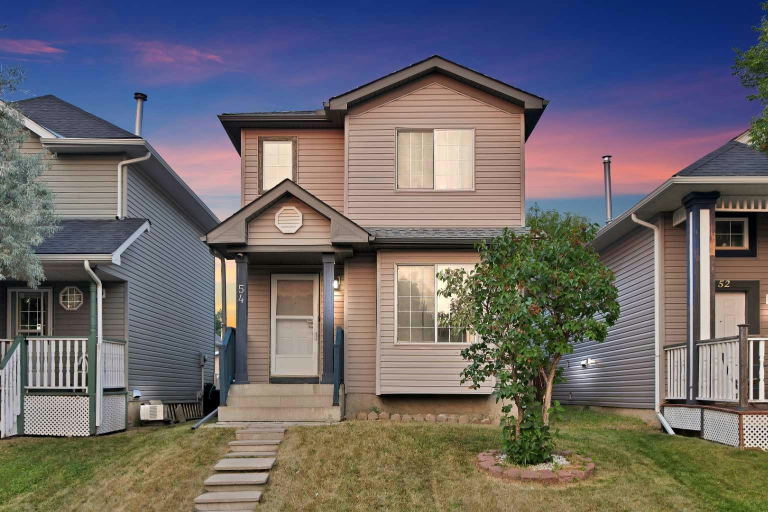 54 Martinridge Road NE, Calgary, AB, T3J 3N9