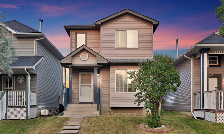 54 Martinridge Road NE