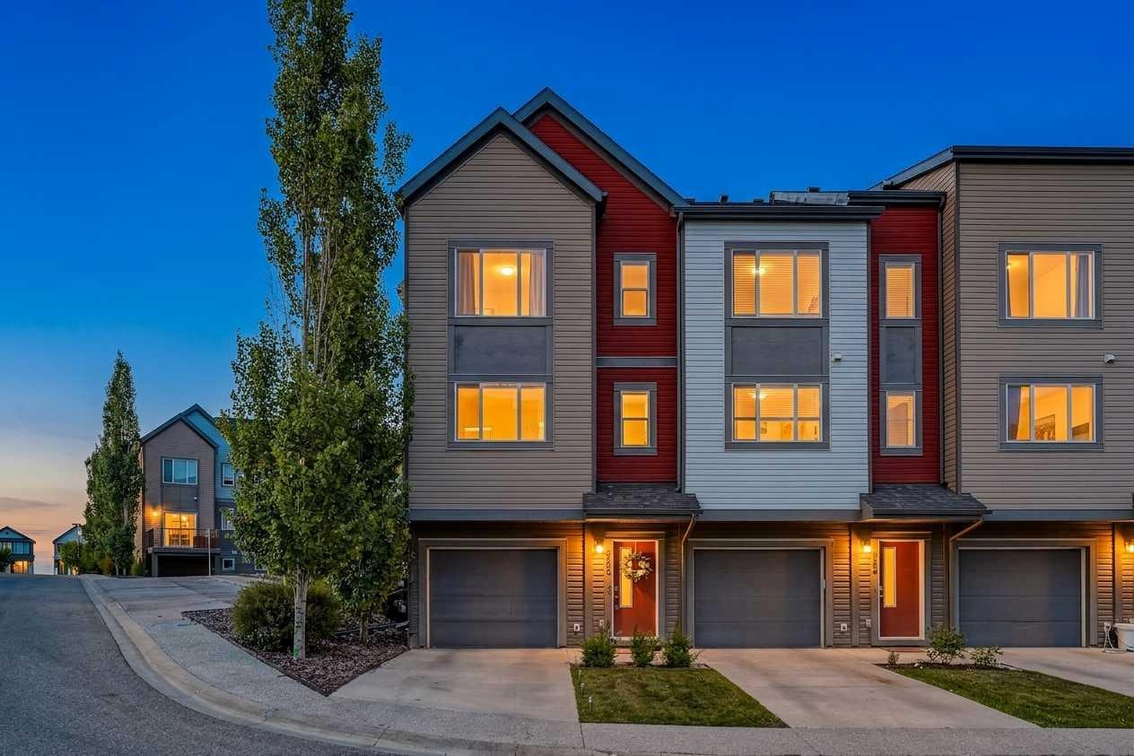 202 Copperpond Row SE, Calgary, AB, T2Z 1H3