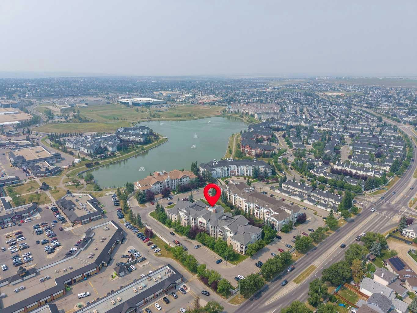 56V-17 Country Village Bay NE, Calgary, AB, T3K 5Z3