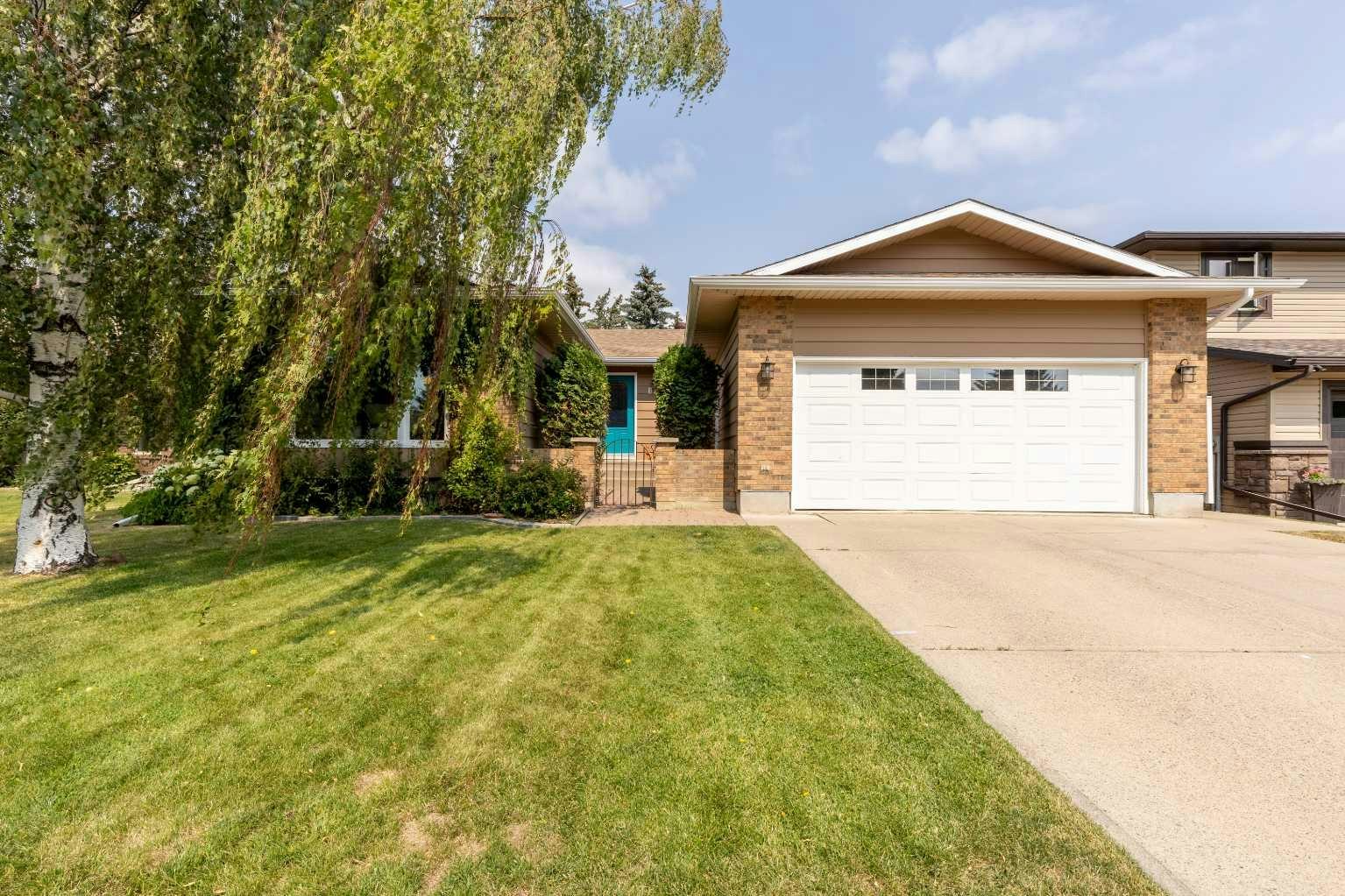 105 Kings Bay S, Lethbridge, AB, T1K 5E9