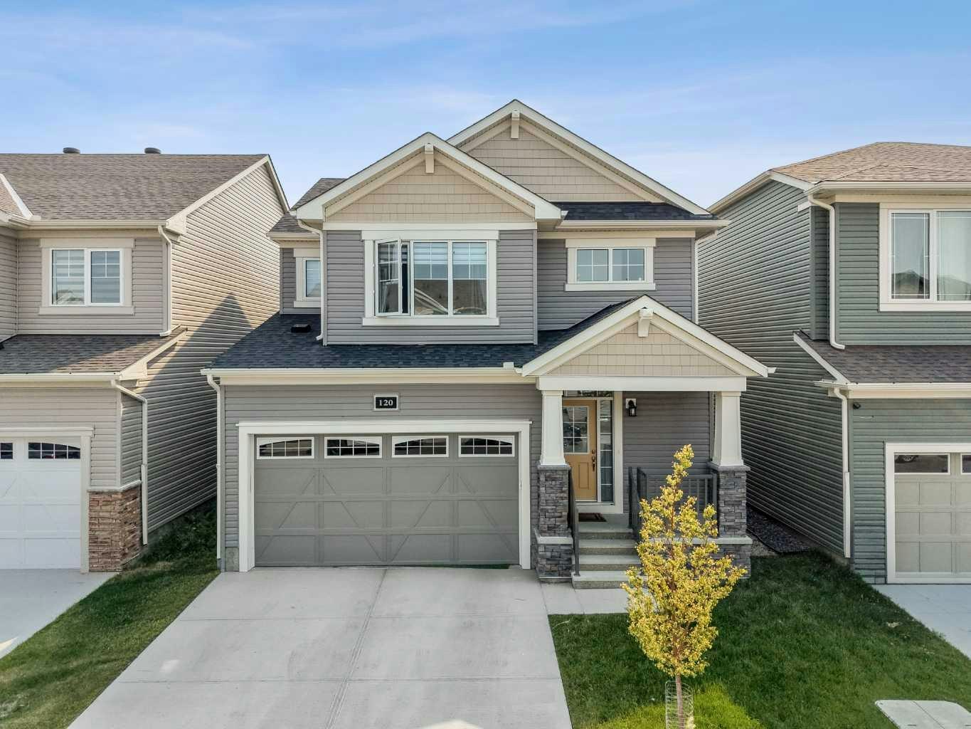 120 Carringford Road NW, Calgary, AB, T3P 2H1