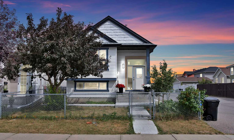 155 Taralea Gardens NE