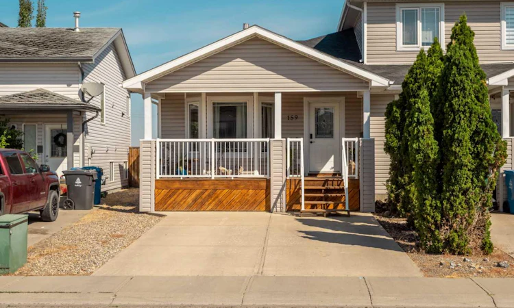 159 Aberdeen Road W