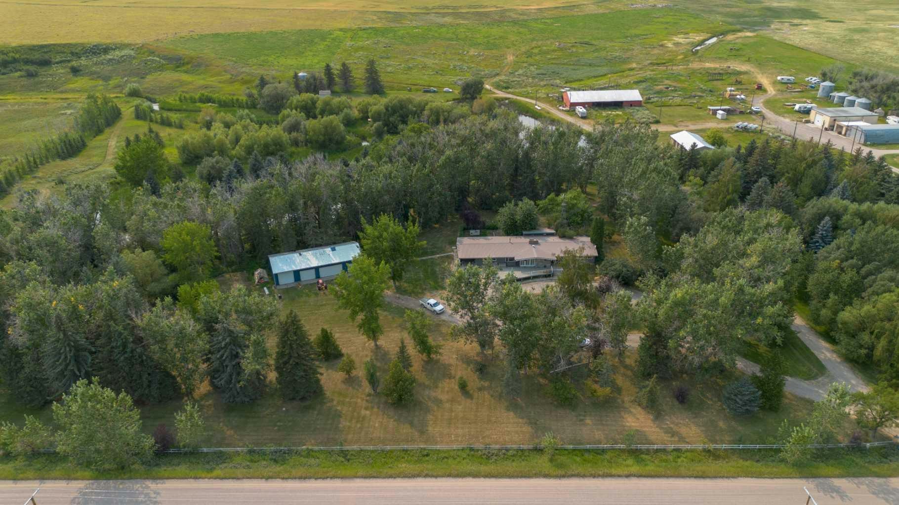 54032 Rr 20 2, Warner, AB, T0K 2S0