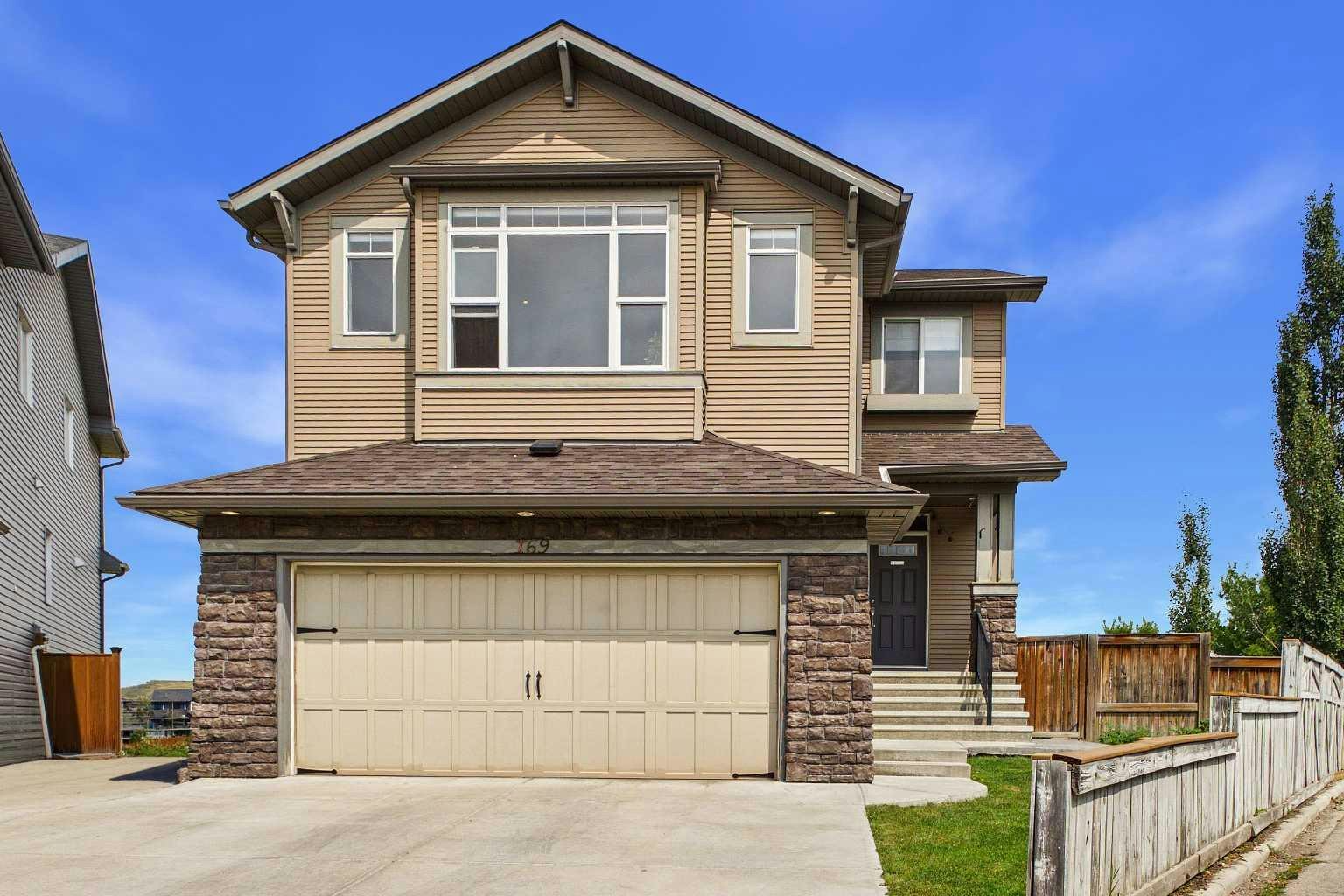 169 Brightonwoods Gardens SE, Calgary, AB, T2Z 0T3