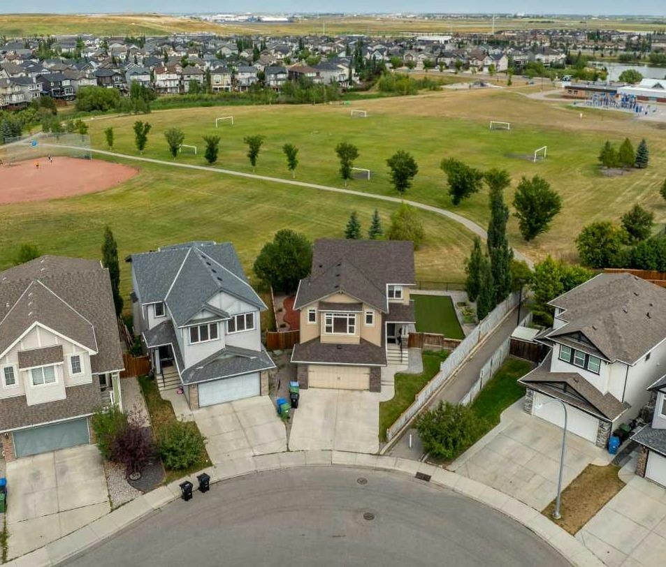 169 Brightonwoods Gardens SE, Calgary, AB, T2Z 0T3
