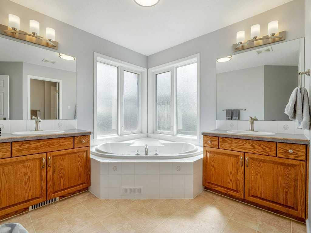 338 Deer Run Place W, Lethbridge, AB, T1J 5R8 - 22