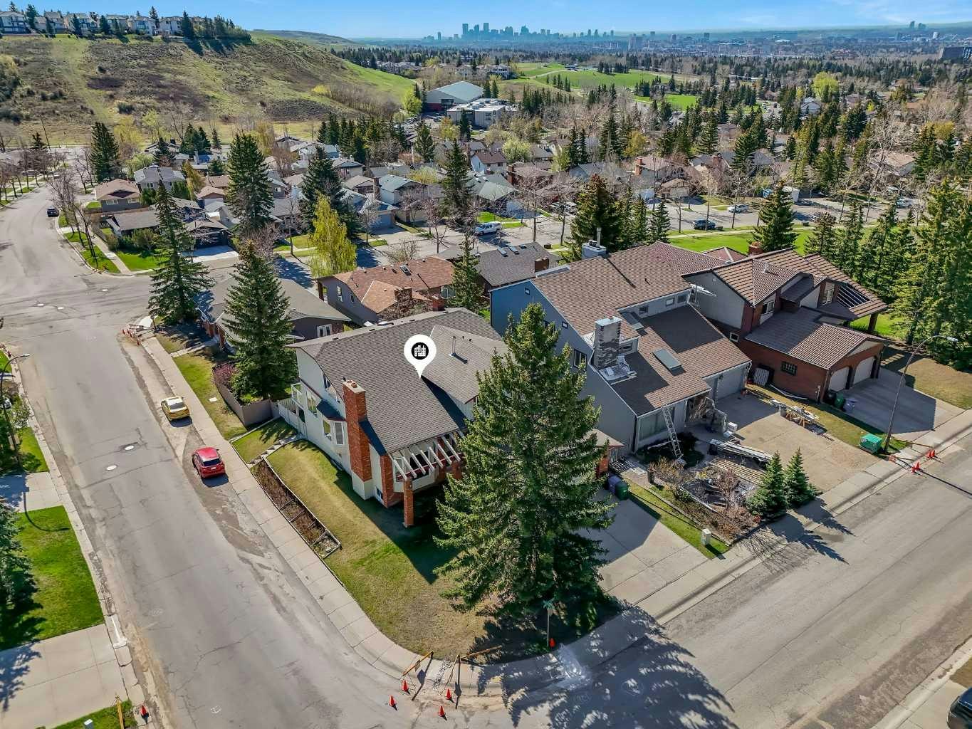 4 Edgehill Crescent NW, Calgary, AB, T3A 2X6