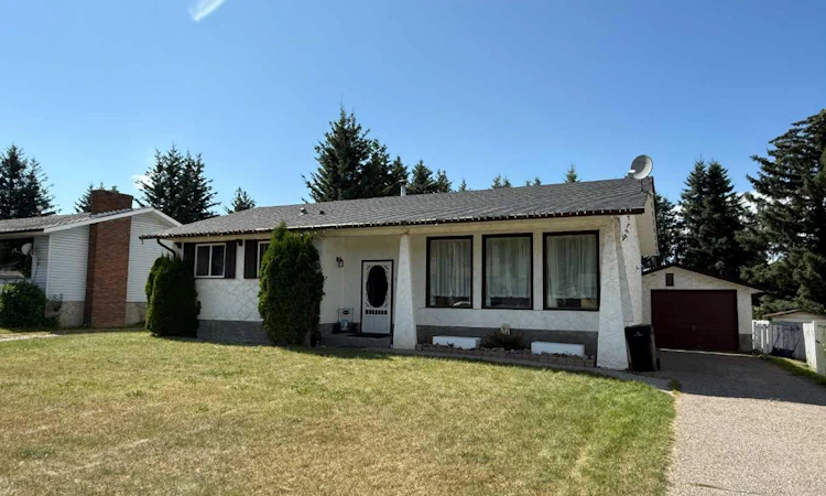 129 Tamarack Avenue