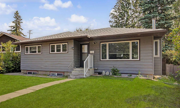 18 Collingwood Place NW