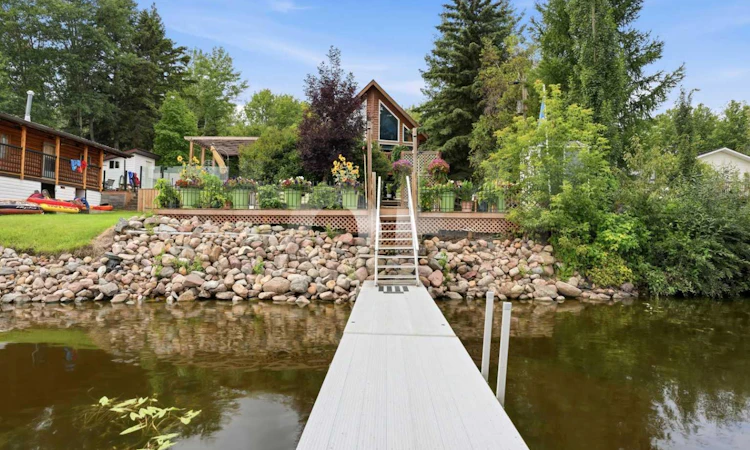 233 Appleby Crescent