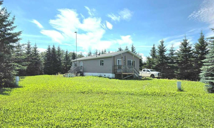 29 10405 Township Road 740