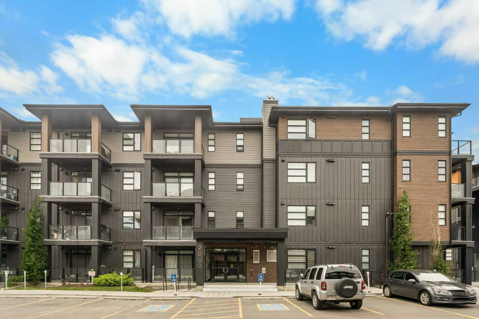 2104-55 Lucas Way NW, Calgary, AB, T3P 2C7
