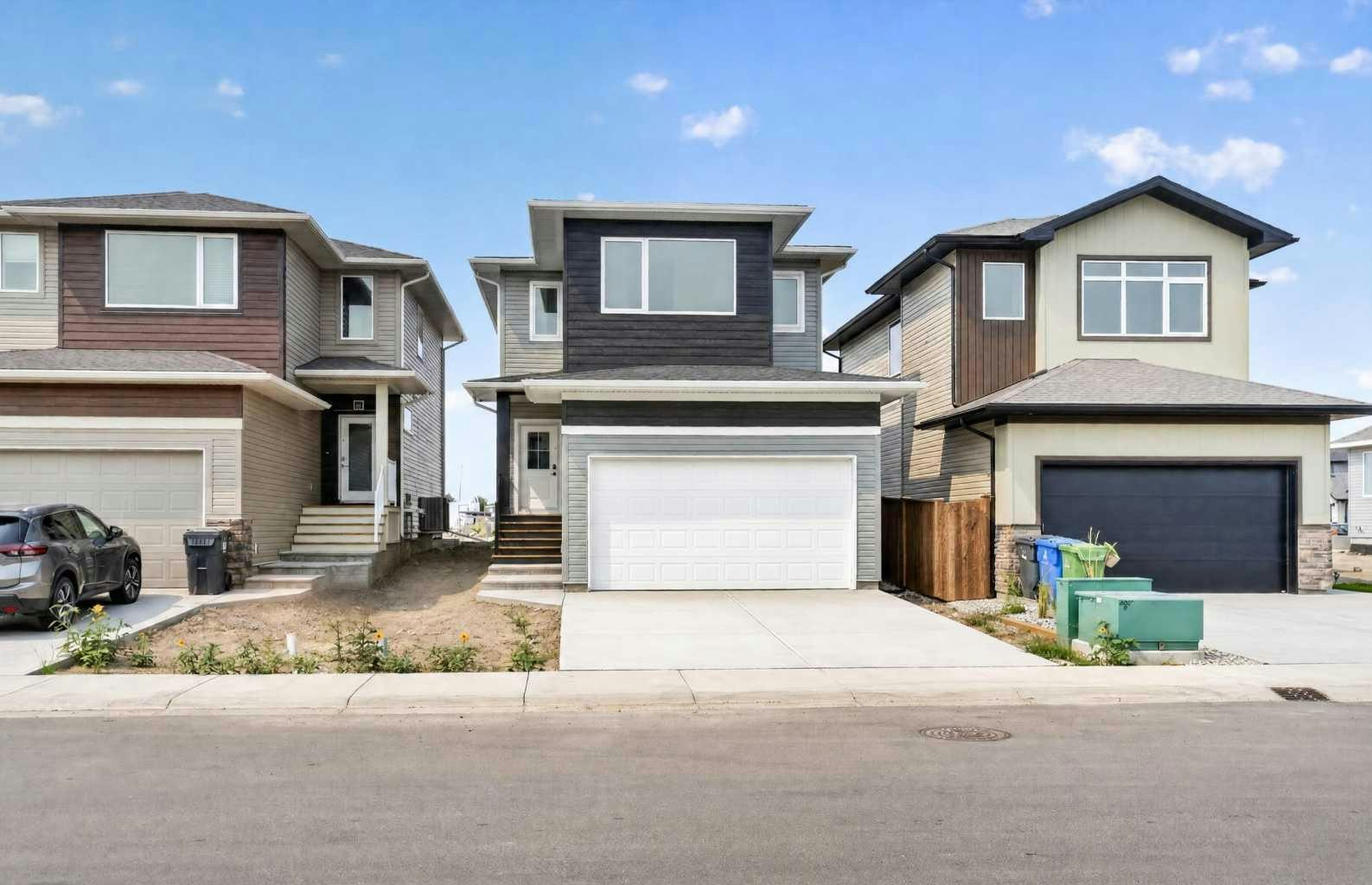 2518 44 Street S, Lethbridge, AB, T1K 8L6