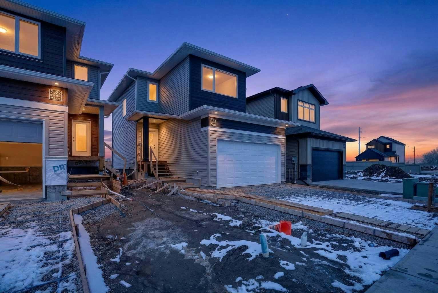 2518 44 Street S, Lethbridge, AB, T1K 8L6