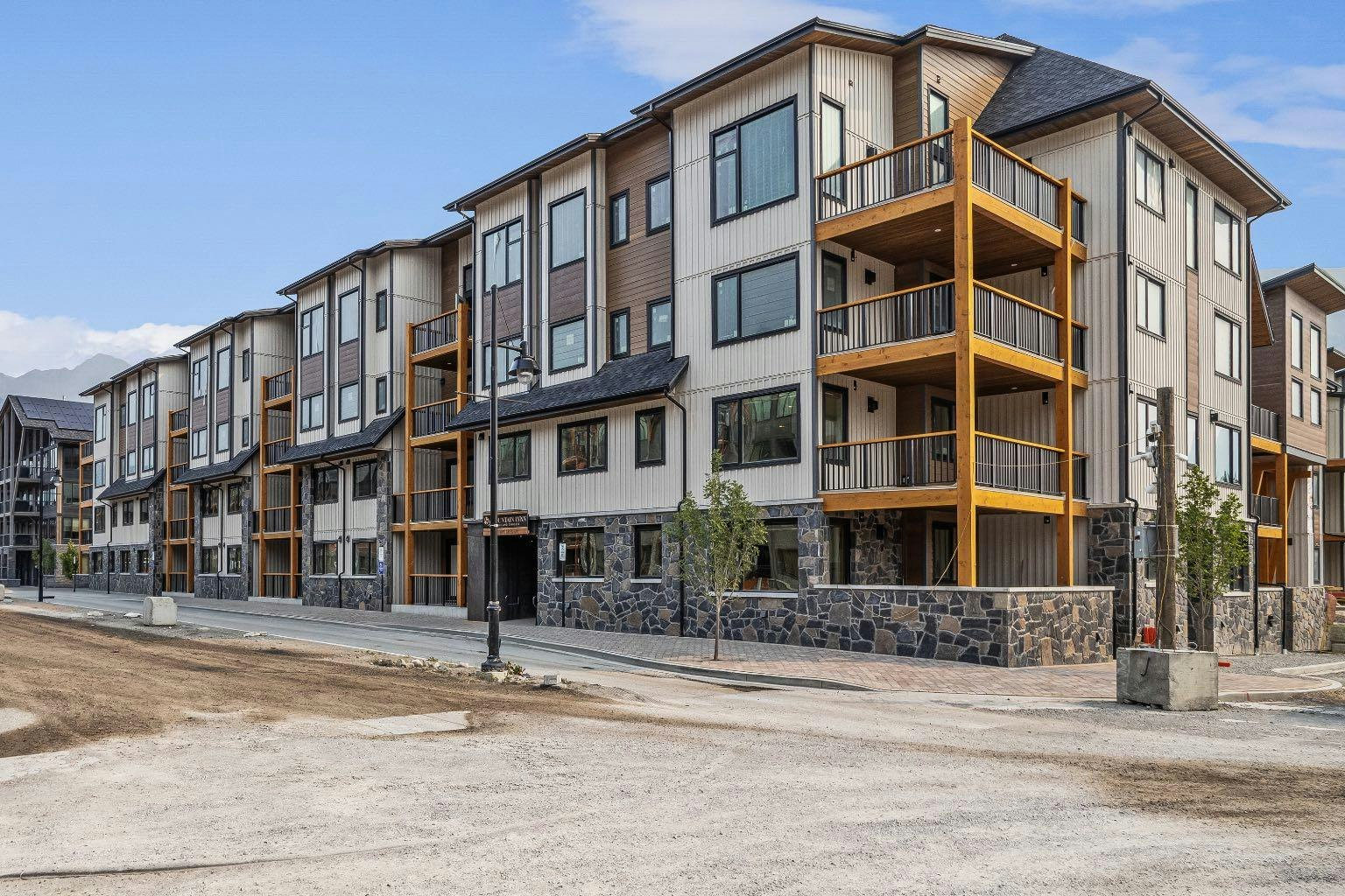 108-1606 Spring Creek Gate, Canmore, AB, T1W 0N5